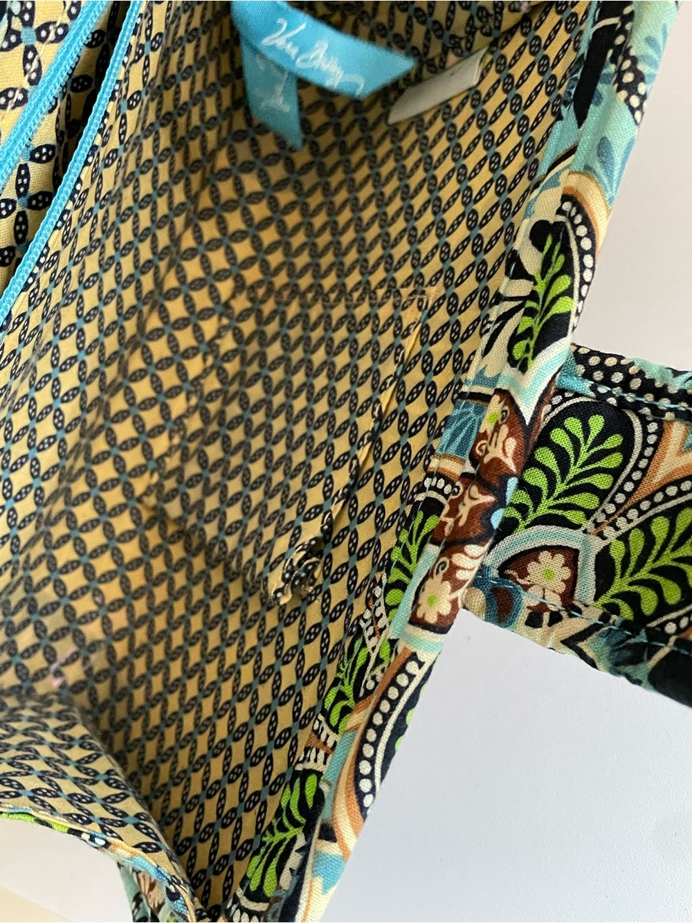 Vera Bradley Tiki Clutch - Picture 4 of 7